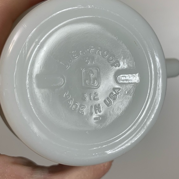 Vtg Anchor Floral Milk Glass Stackable Coffee Mugs USA Oven Proof Brown Lot Of 8 - Picture 6 of 15